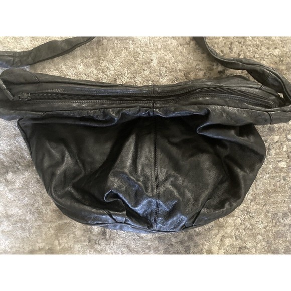 Vintage 60s-70s Francois Villon Black Leather Purse with Leather Strap - Picture 11 of 16